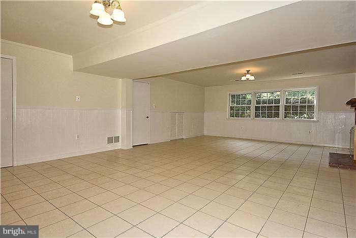 11513 Vale Road Oakton, VA 22124 - Photo 18 of 30 Interior (General)