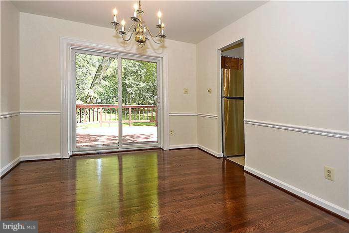 11513 Vale Road Oakton, VA 22124 - Photo 7 of 30 Dining Room
