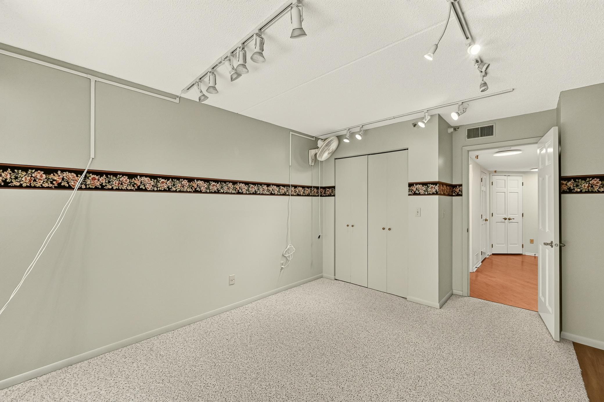 600 4th Street Southwest, Unit 402 Rochester, MN 55902 - Photo 12 of 28