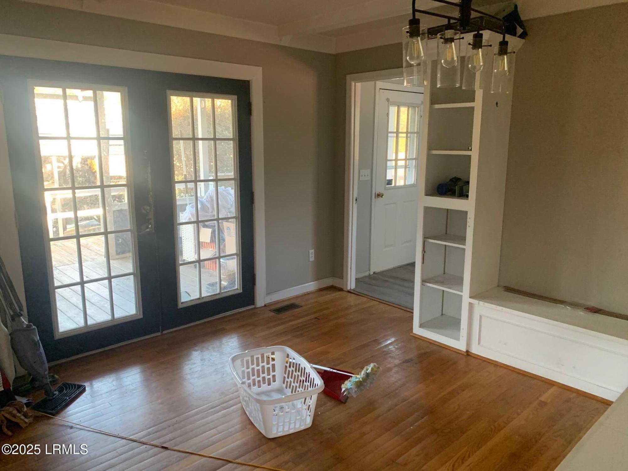 3039 Wolfe Creek Road Walterboro, SC 29488 - Photo 11 of 19 Dining Area
