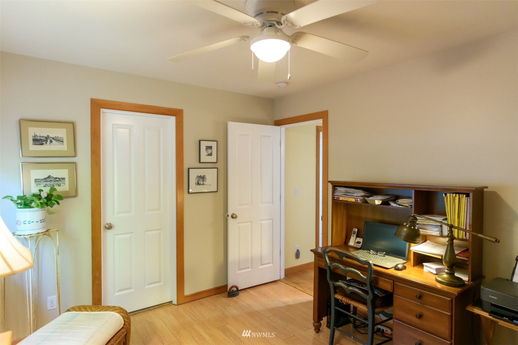 713 Sylvan Way Bremerton, WA 98310 - Photo 15 of 32 a bedroom with a bed and a table