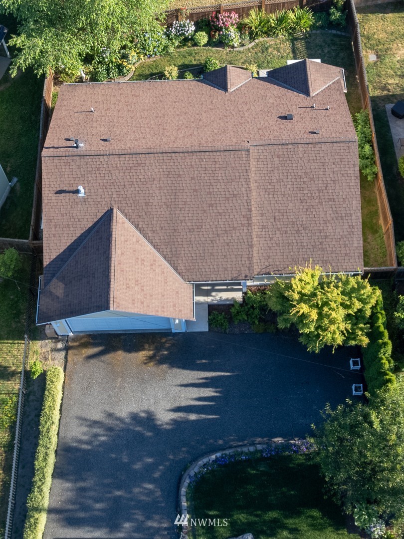 713 Sylvan Way Bremerton, WA 98310 - Photo 26 of 32 an aerial view of a house with a yard