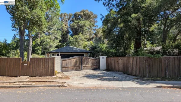 $3,150,000 | 97 Belleau Avenue, Atherton, CA 94027
