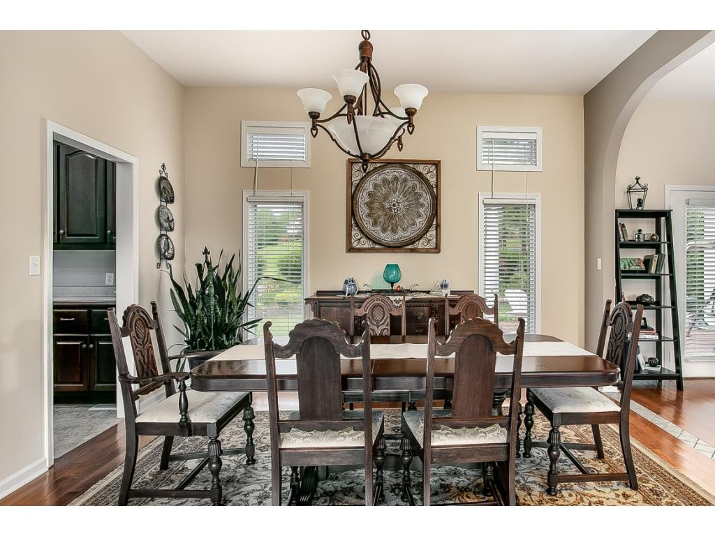 125 Timbertree Branch Road Kingsport, TN 37660 - Photo 8 of 36 Photo 8