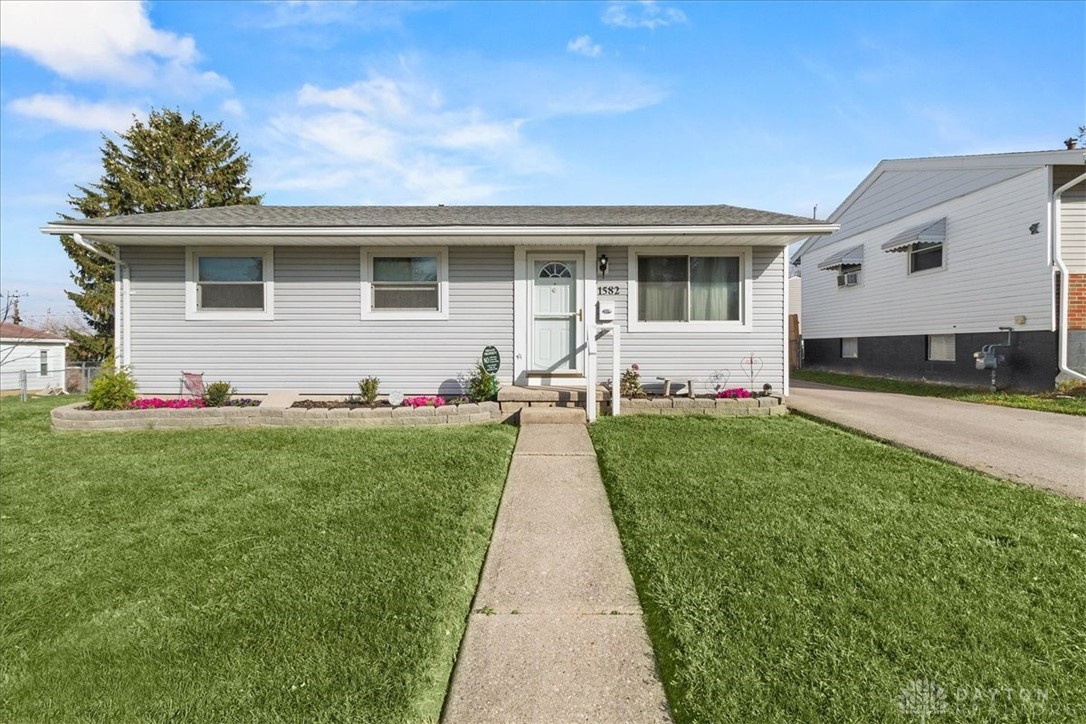 1582 Morgan Street Springfield, OH 45503 - Photo 2 of 29 Gallery Image 2