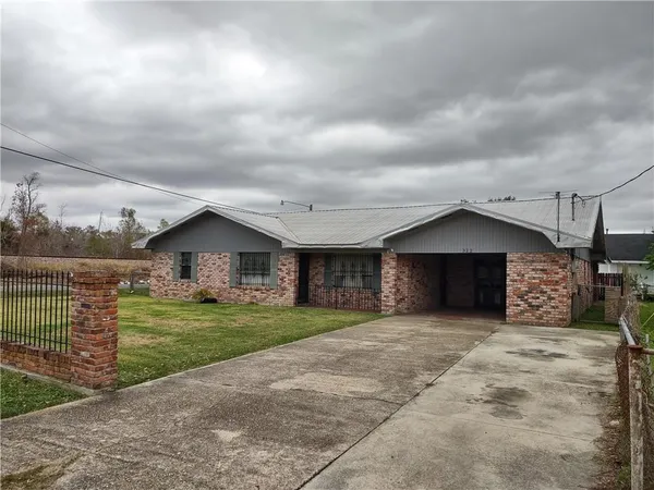 $199,000 | 322 Maloney Lane, Des Allemands, LA 70030