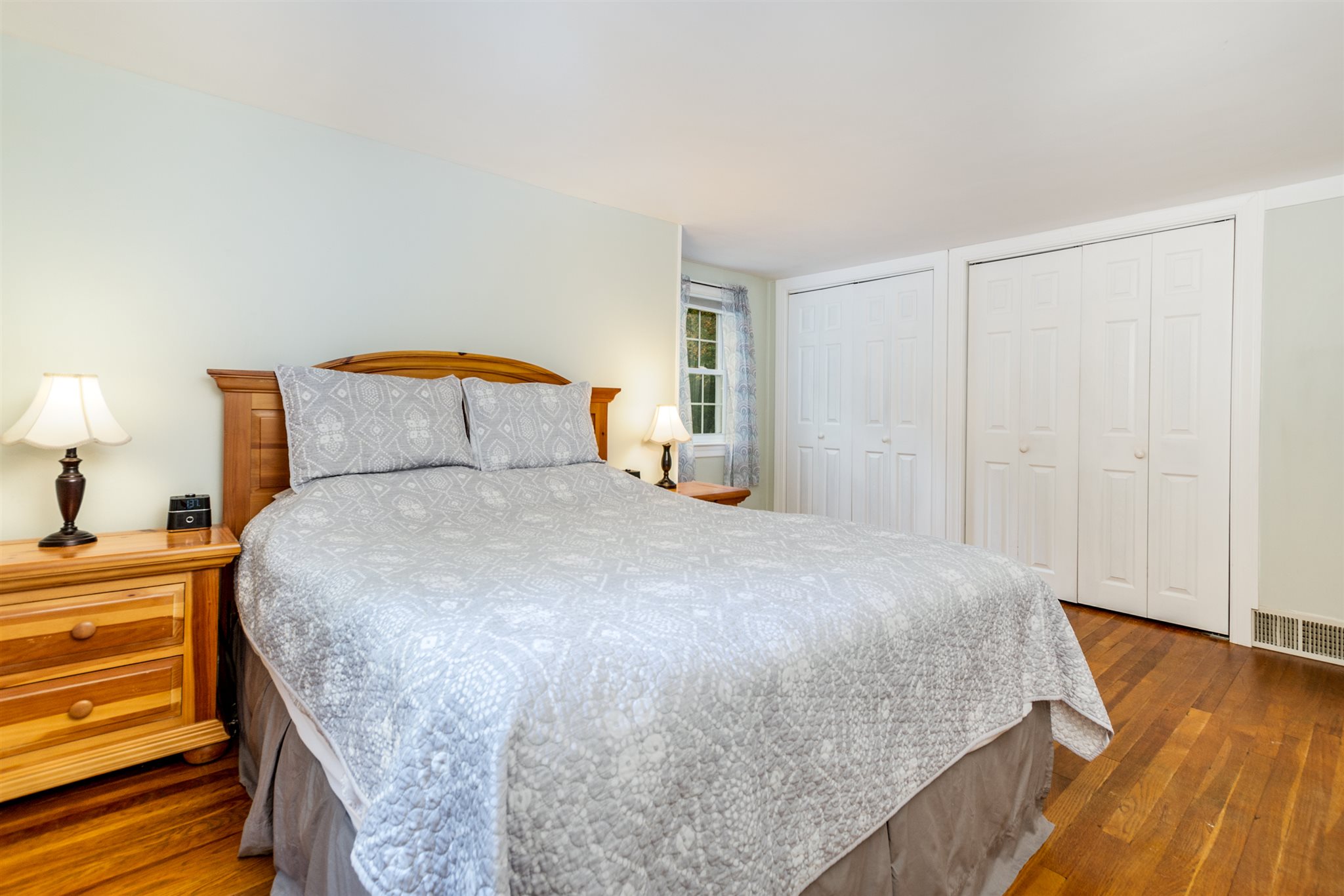 4 Exeter Road Kingston, NH 03848 - Photo 27 of 35