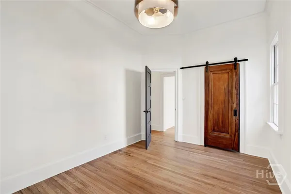 $2,500 | 105 East Gwinnett Street, Unit 2, Savannah, GA 31401
