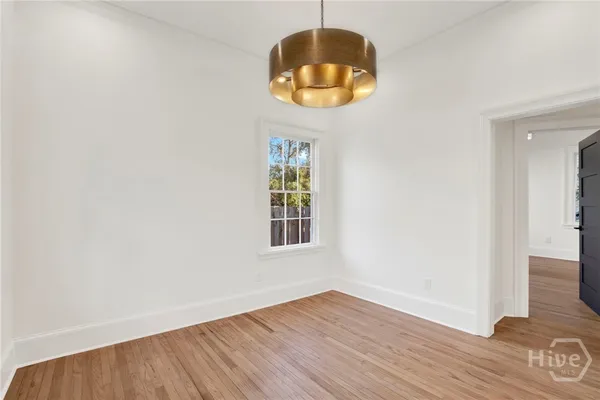 $2,500 | 105 East Gwinnett Street, Unit 2, Savannah, GA 31401