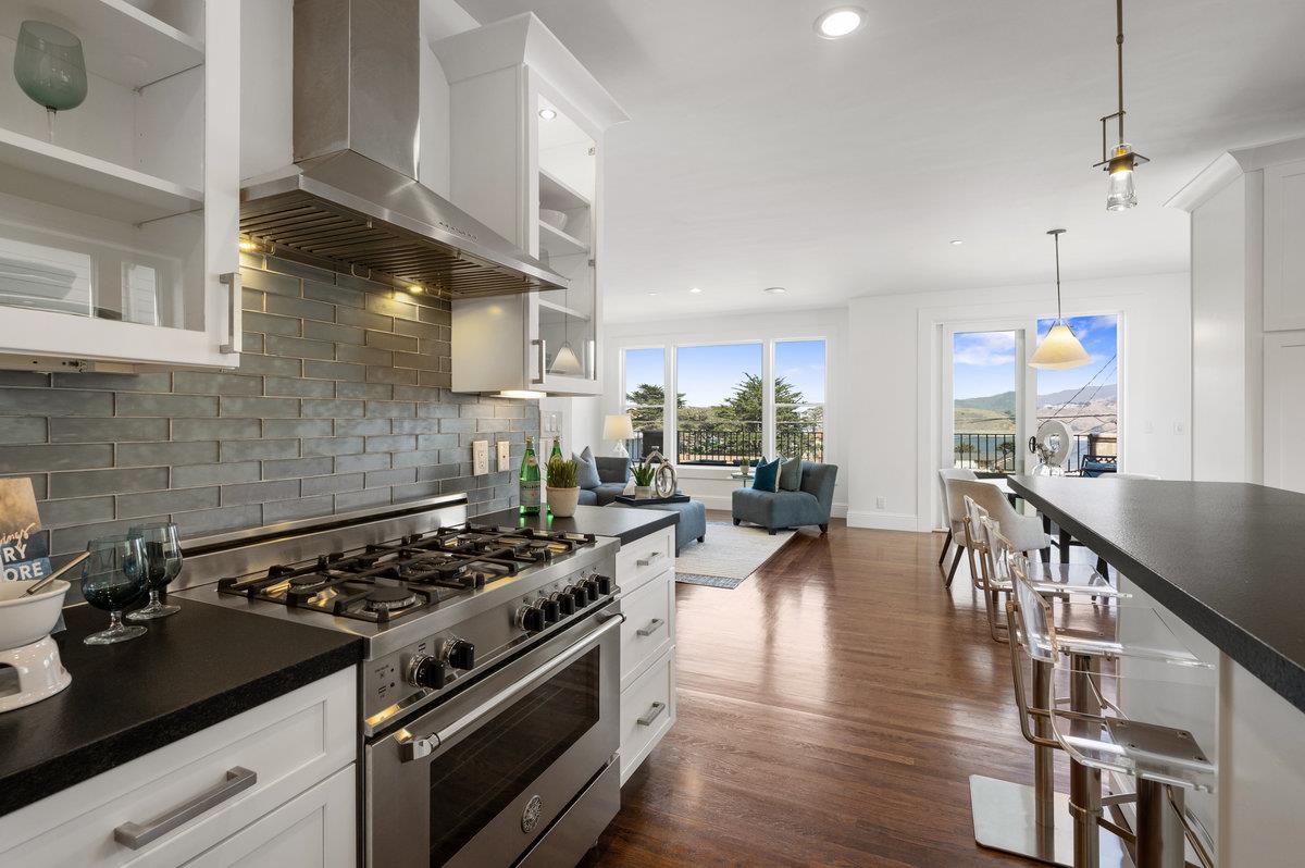 240 Stanley Avenue Pacifica, CA 94044 - Photo 17 of 100