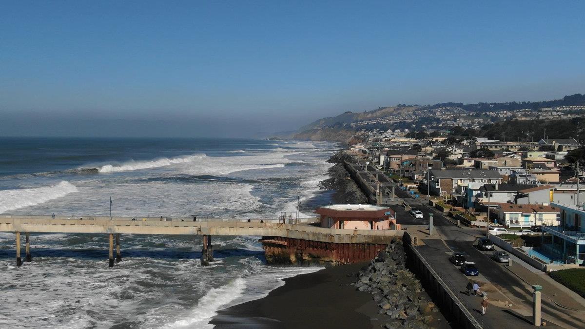 240 Stanley Avenue Pacifica, CA 94044 - Photo 95 of 100 a view of a backyard with table and chairs
