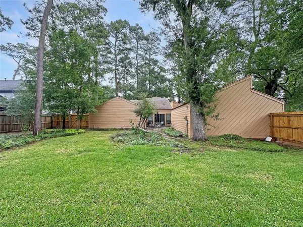 $335,000 | 6203 Fairway Oaks Court, Spring, TX 77379