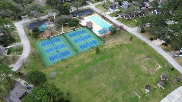 $335,000 | 6203 Fairway Oaks Court, Spring, TX 77379