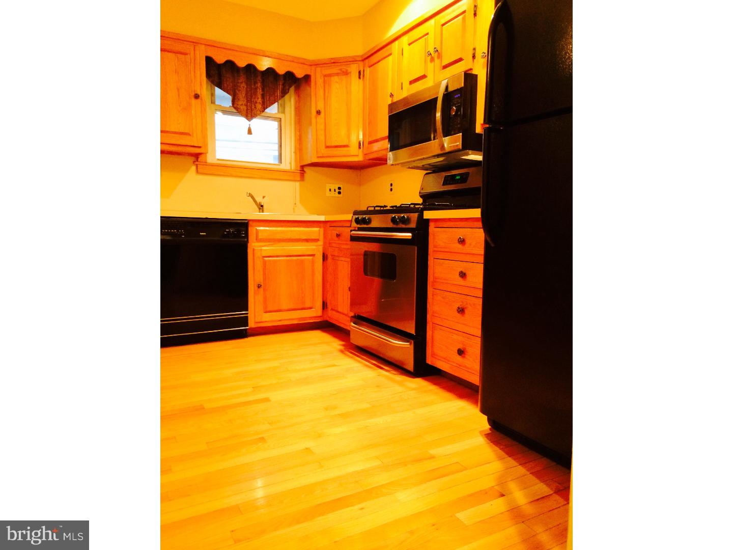 548 Achille Road Havertown, PA 19083 - Photo 5 of 12