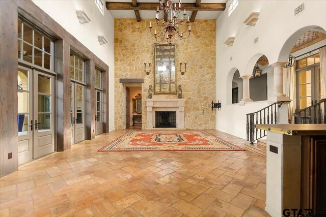 a view of an entryway of a building