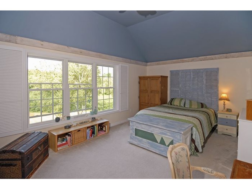 178 Winnicutt Road Stratham, NH 03885 - Photo 11 of 31