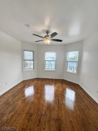 $2,100 | 69 Lindsley Avenue, Unit 3, Newark, NJ 07106