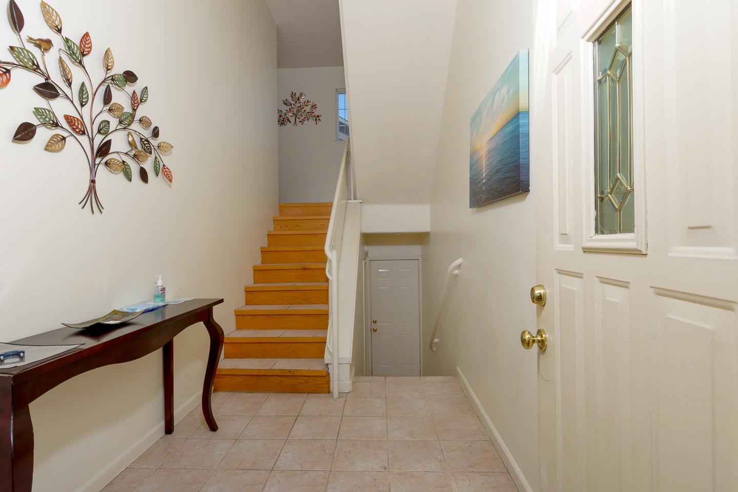 124 Sycamore Street Santa Cruz, CA 95060 - Photo 7 of 40 a view of entryway and hall with wooden floor