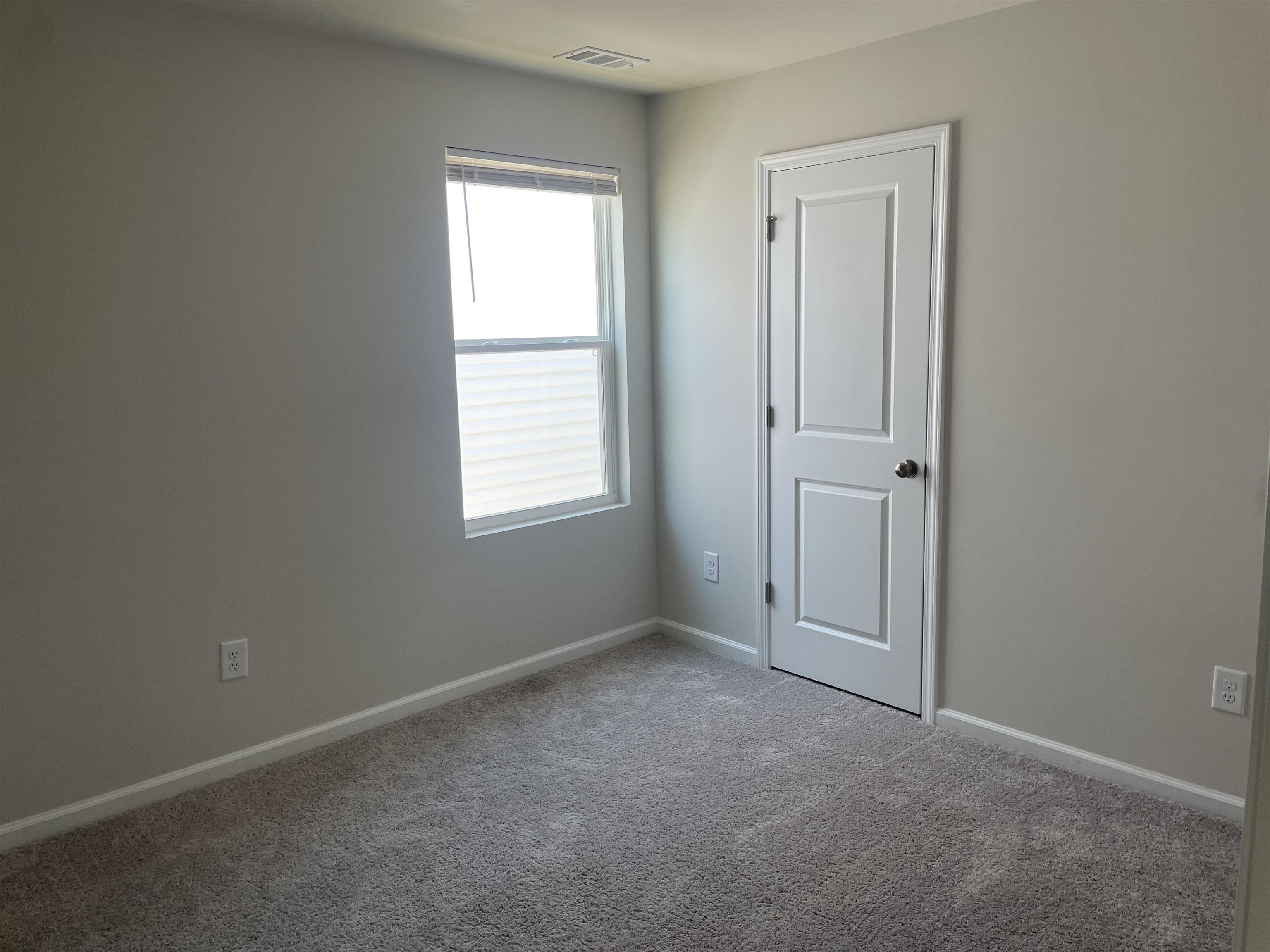 4062 Garrison Lane Boiling Springs, SC 29316 - Photo 9 of 12 Gallery Image 9