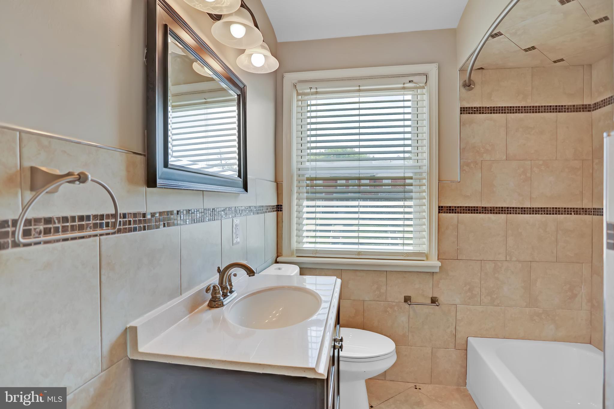 1624 Ramblewood Road Baltimore, MD 21239 - Photo 19 of 38 Gallery Image 19