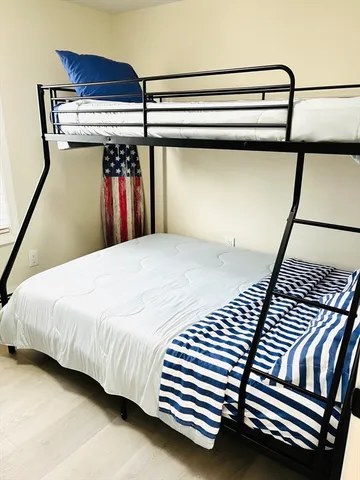 $2,500 | 21 Hillside Avenue, Swansea, MA 02777