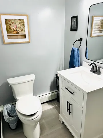 $2,500 | 21 Hillside Avenue, Swansea, MA 02777