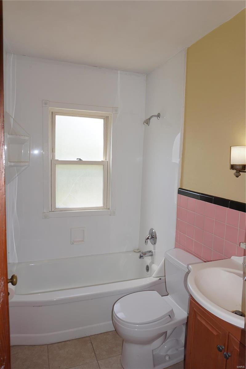 3659 Ashby Road St. Ann, MO 63074 - Photo 13 of 14 Gallery Image 13