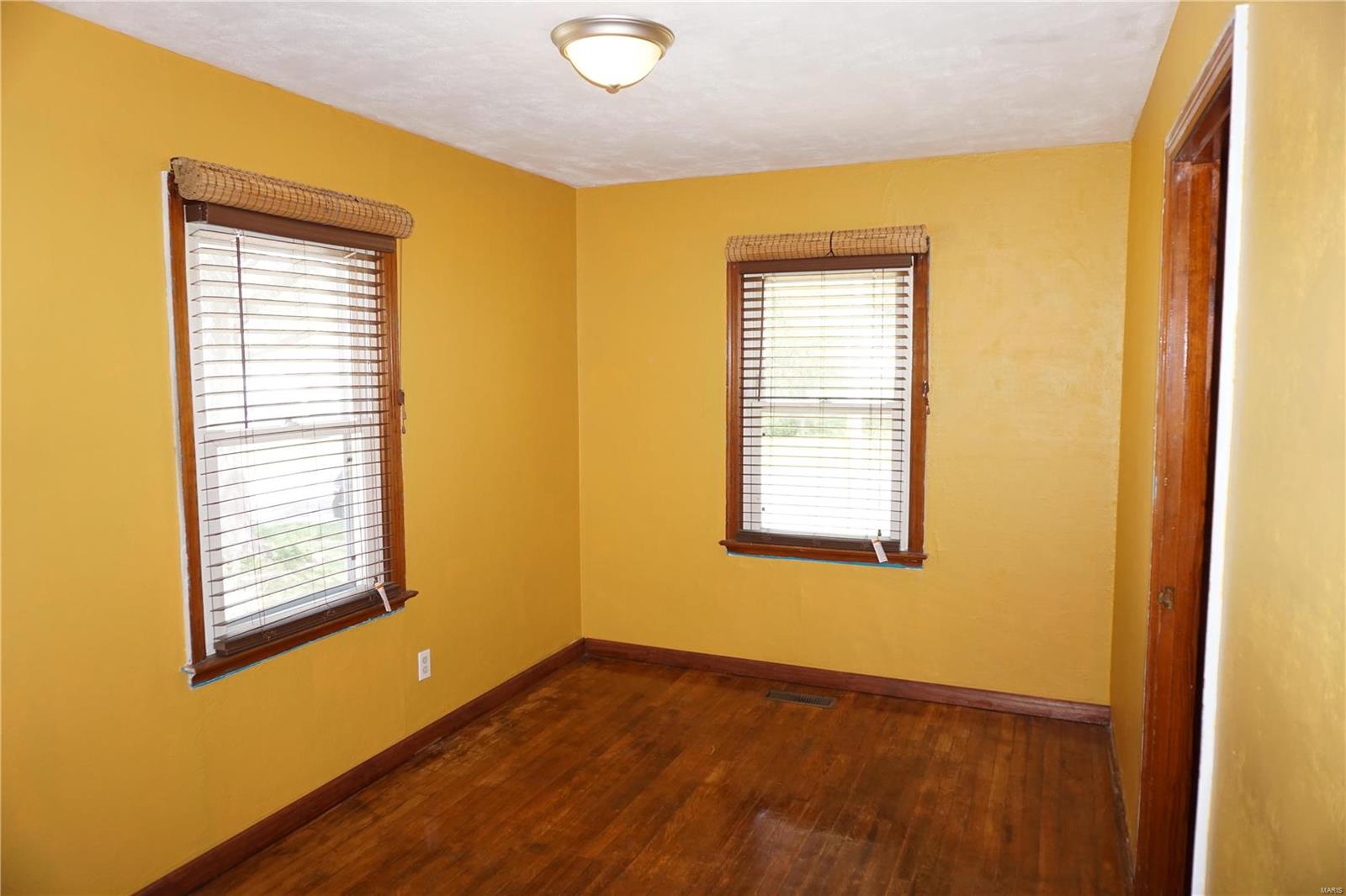 3659 Ashby Road St. Ann, MO 63074 - Photo 6 of 14 Gallery Image 6