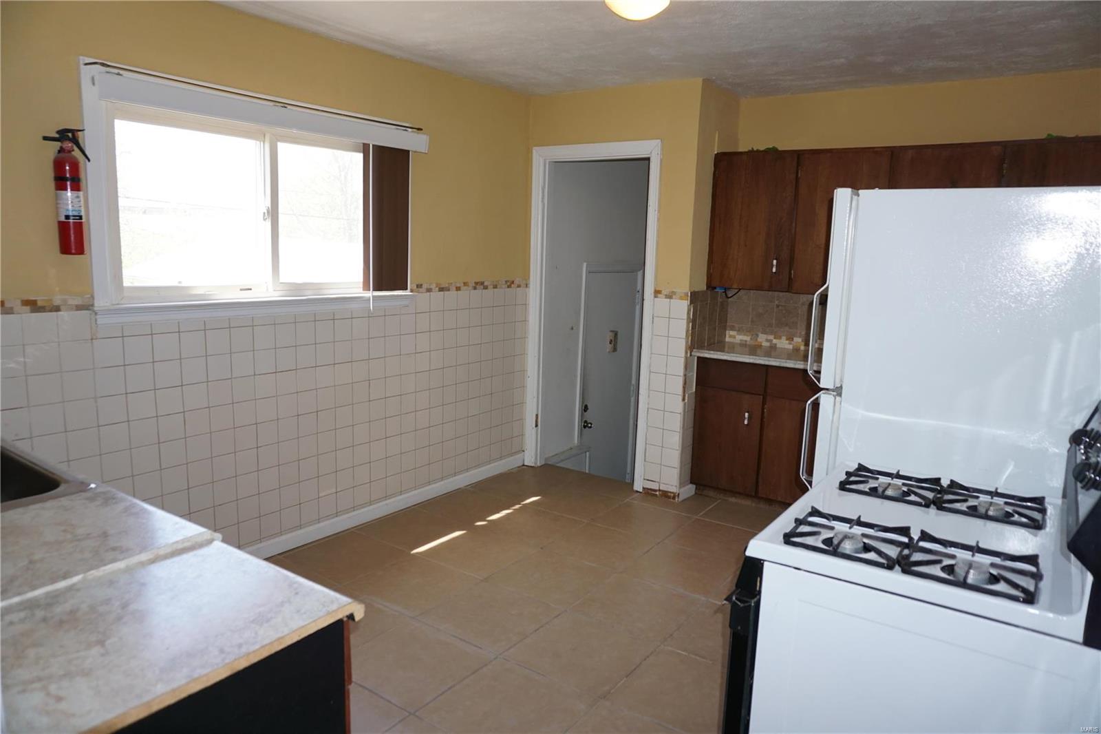 3659 Ashby Road St. Ann, MO 63074 - Photo 8 of 14 Gallery Image 8