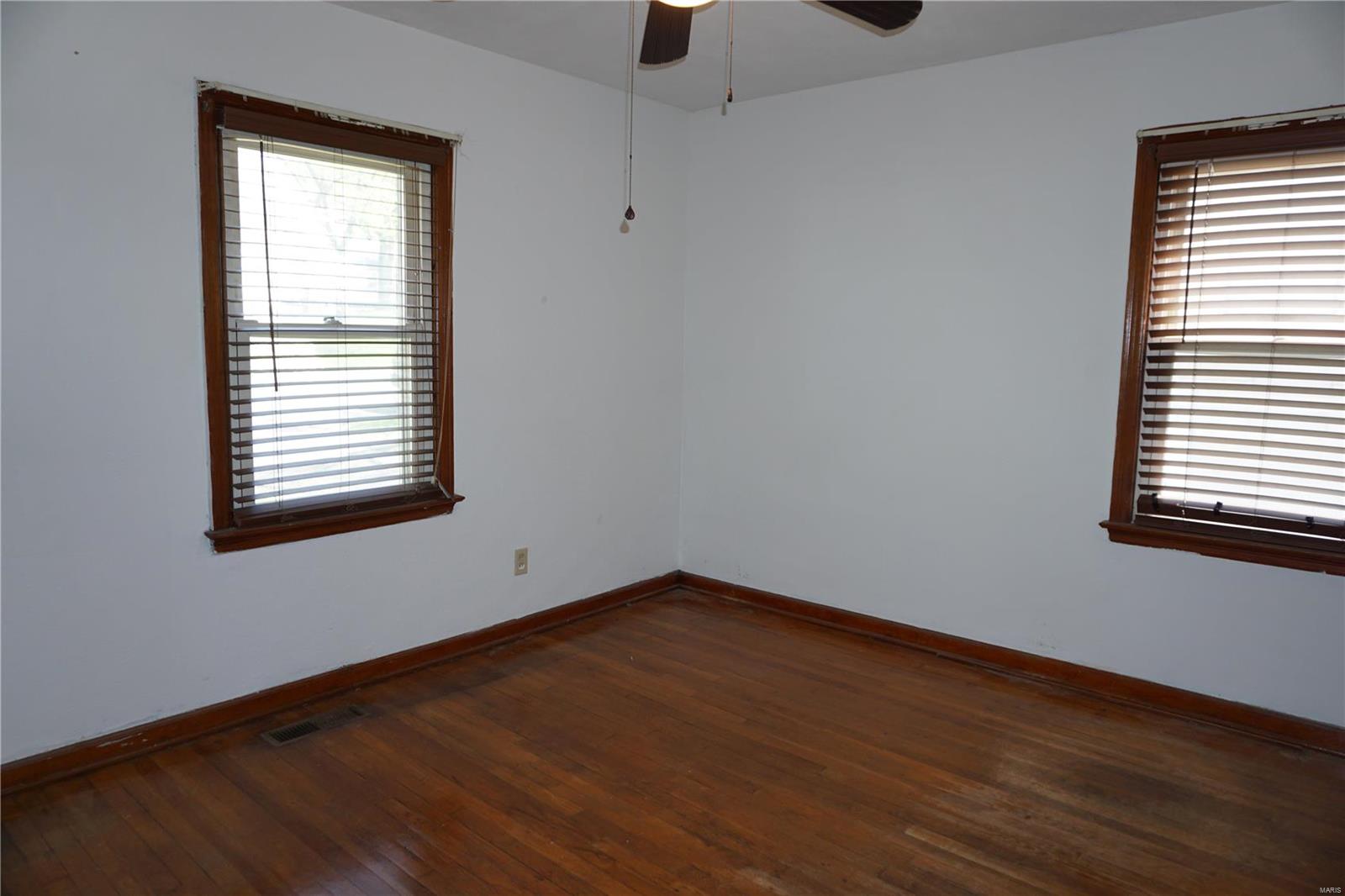 3659 Ashby Road St. Ann, MO 63074 - Photo 10 of 14 Gallery Image 10