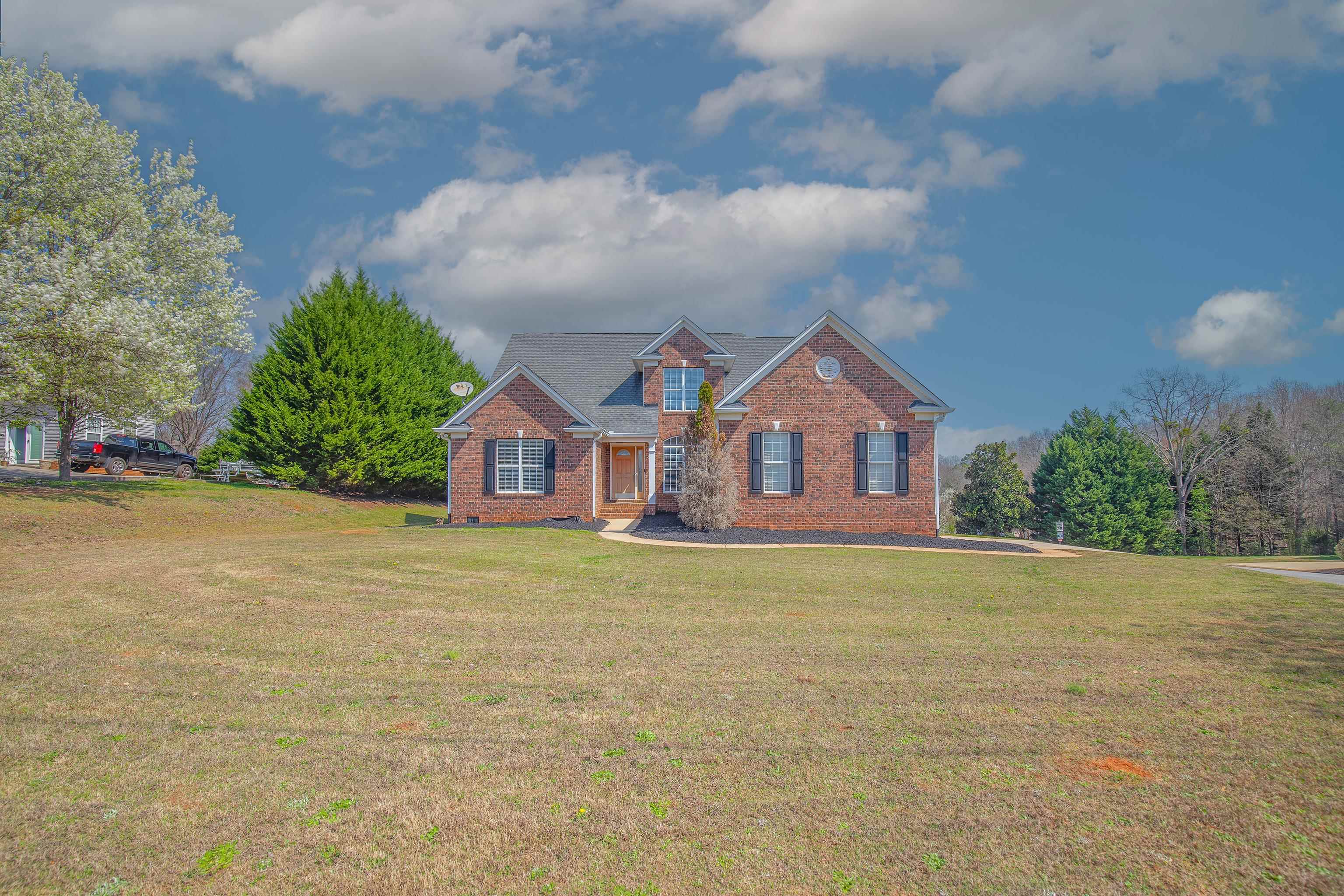 105 Chatim Ridge Court Lyman, SC 29365 - Photo 4 of 36 Gallery Image 4