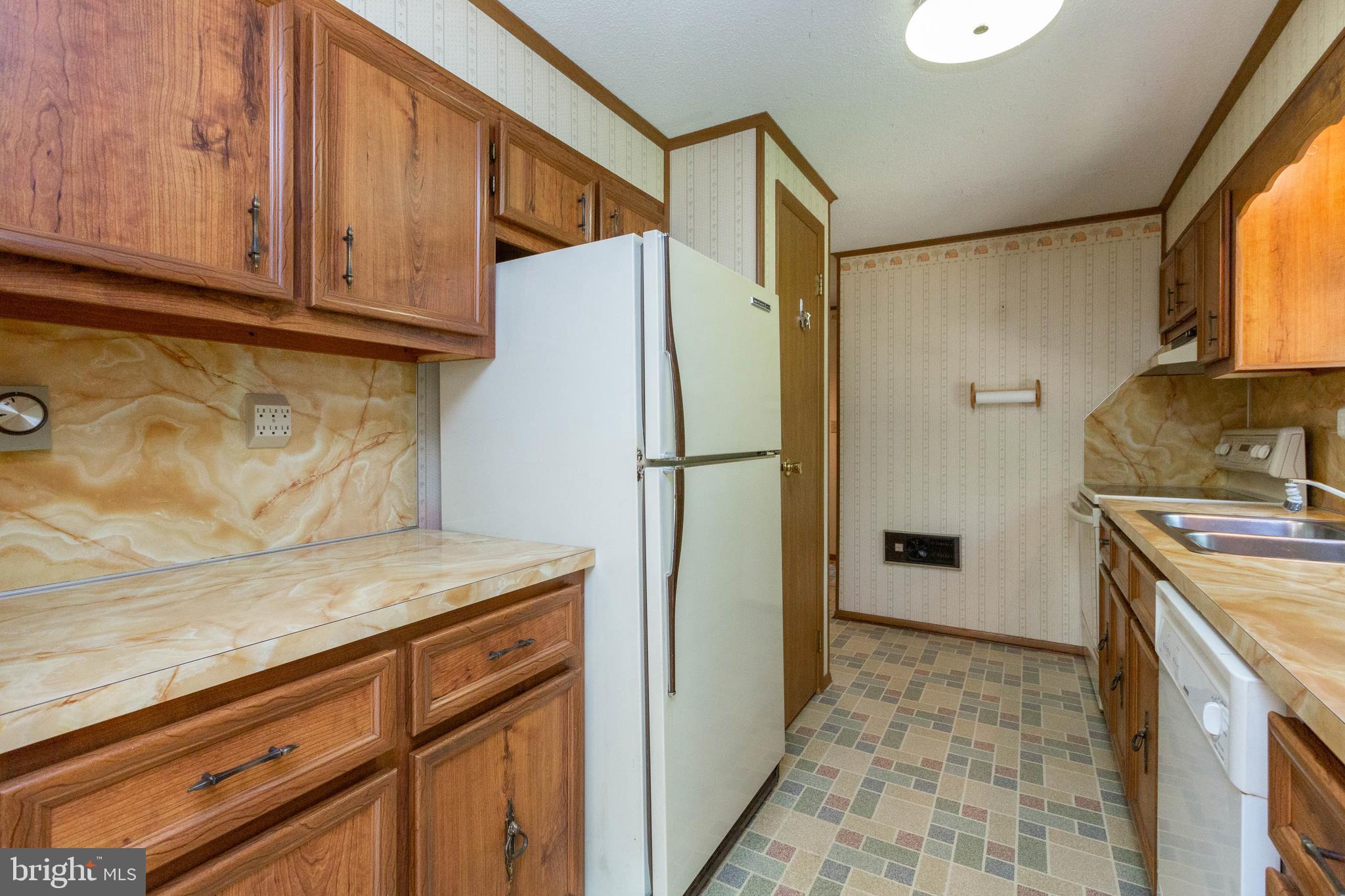 3555 Carrollton Road Upperco, MD 21155 - Photo 11 of 26 KITCHEN IN GOOD CONDITION
