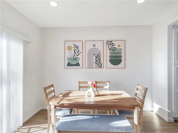 $465,000 | 7320 Balboa Boulevard, Unit 102, Lake Balboa, CA 91406