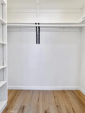 $465,000 | 7320 Balboa Boulevard, Unit 102, Lake Balboa, CA 91406