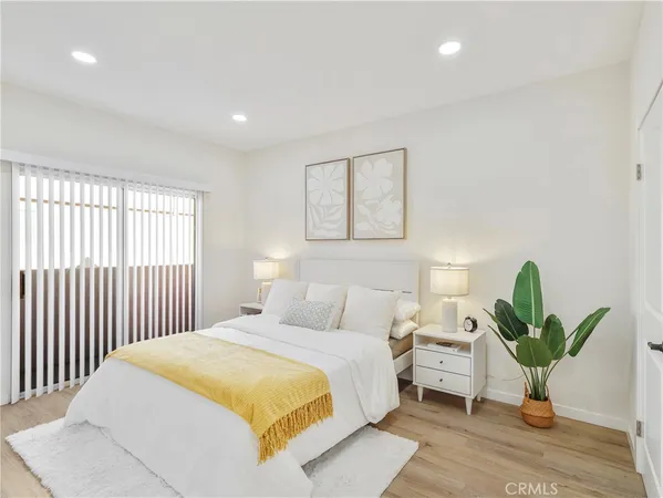 $465,000 | 7320 Balboa Boulevard, Unit 102, Lake Balboa, CA 91406