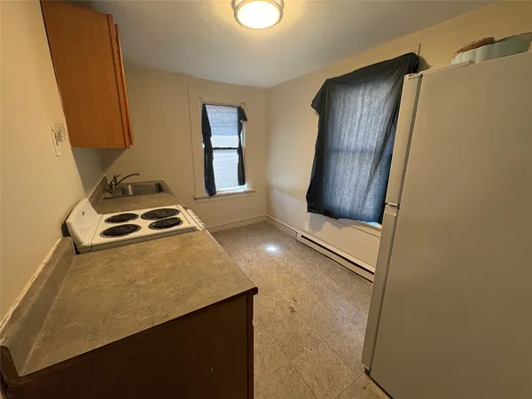 $1,100 | 508 Main East, Endicott, NY 13760