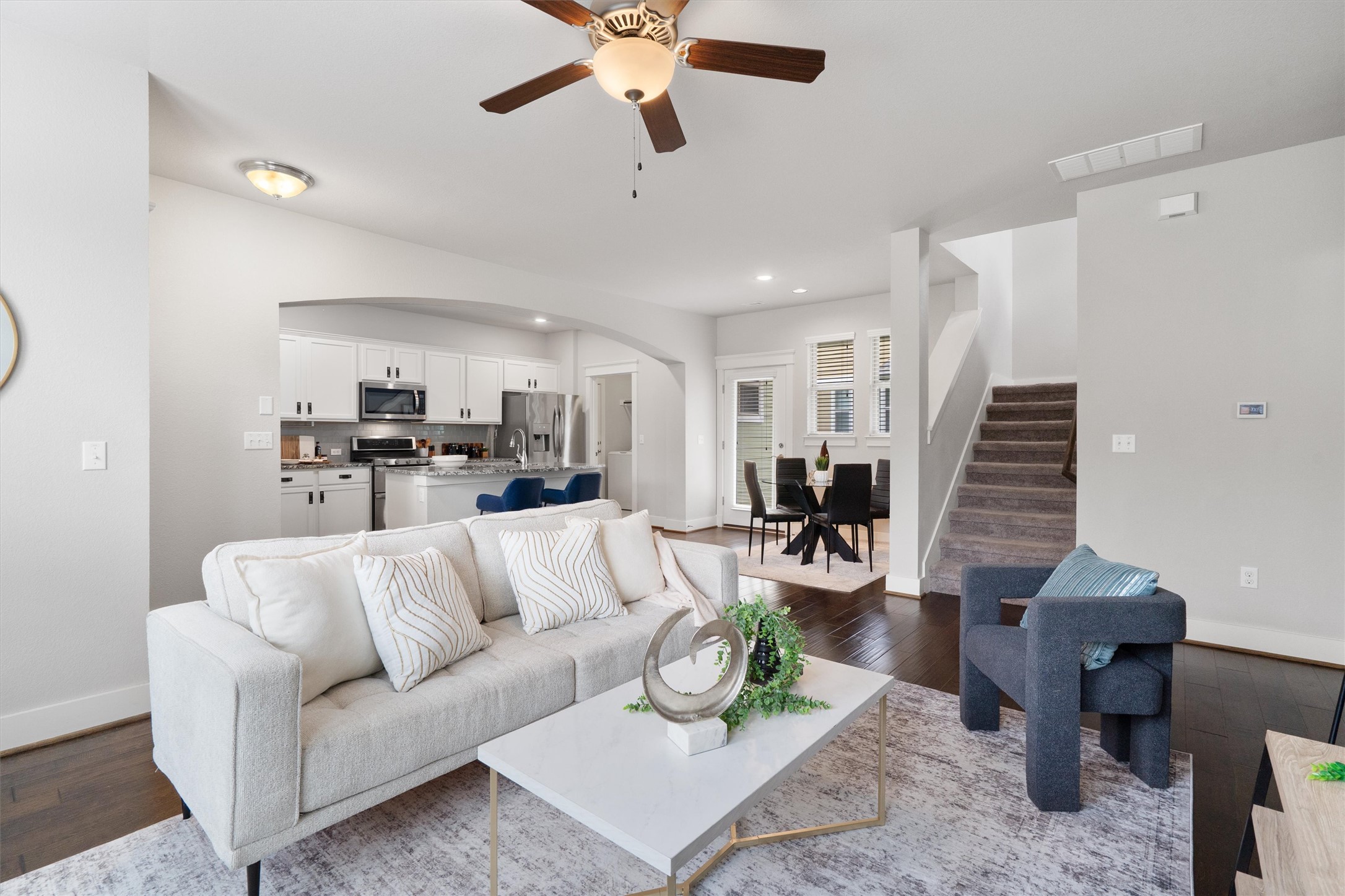 10625 Wills Loop Austin, TX 78717 - Photo 7 of 38 Bright and airy living is what makes this home stand out amongst the rest.
