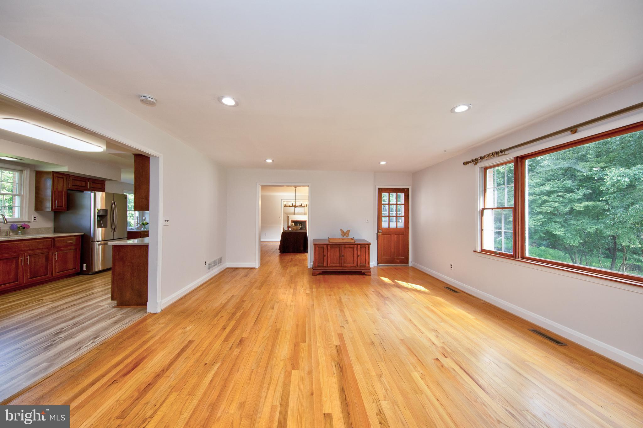 13711 Killarney Court Phoenix, MD 21131 - Photo 25 of 78 Family room off of kitchen