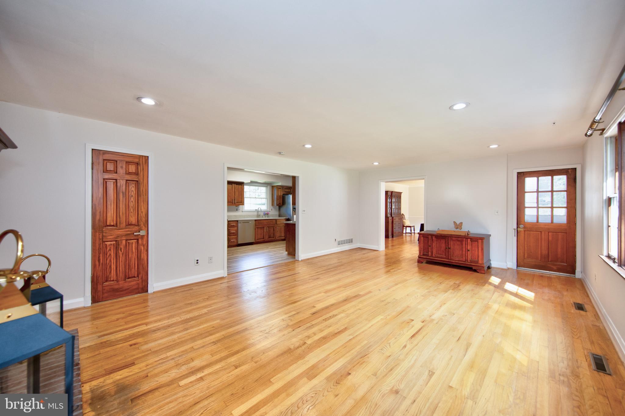 13711 Killarney Court Phoenix, MD 21131 - Photo 29 of 78 entrance to the deck off family room