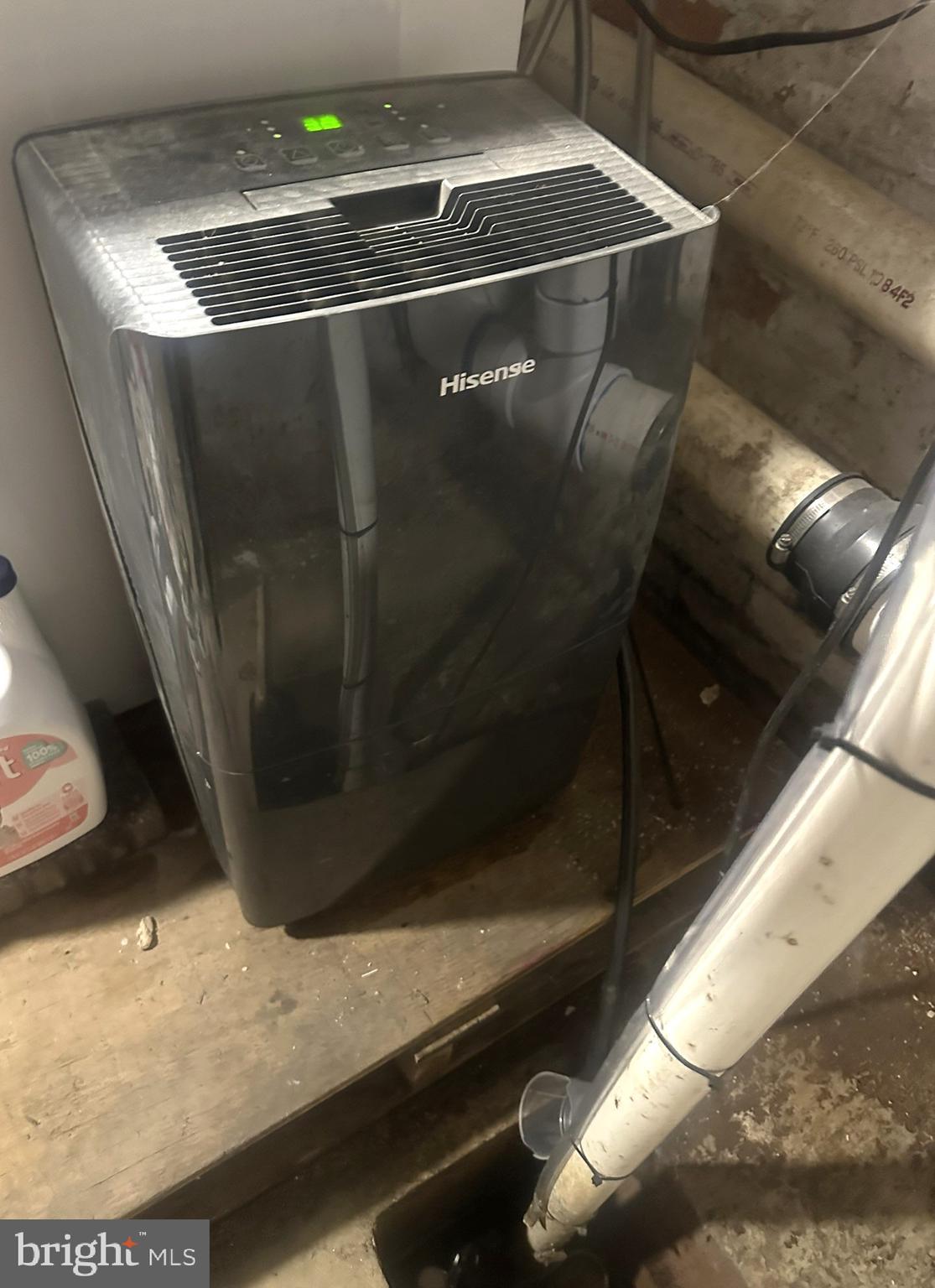 225 Locust Street Hanover, PA 17331 - Photo 47 of 58 227 side