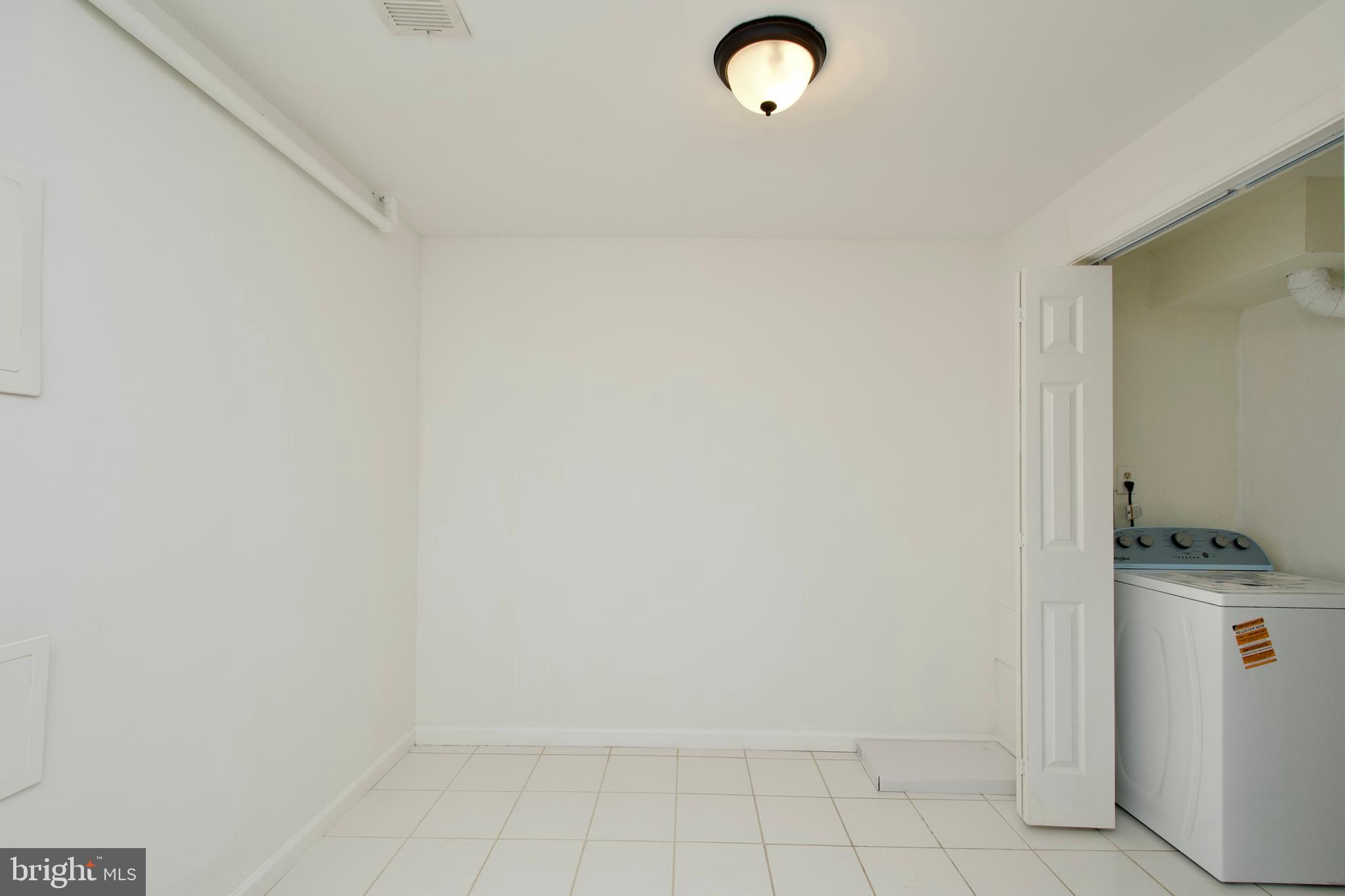 7396 Stream Way Springfield, VA 22152 - Photo 35 of 45 LL Bonus Room