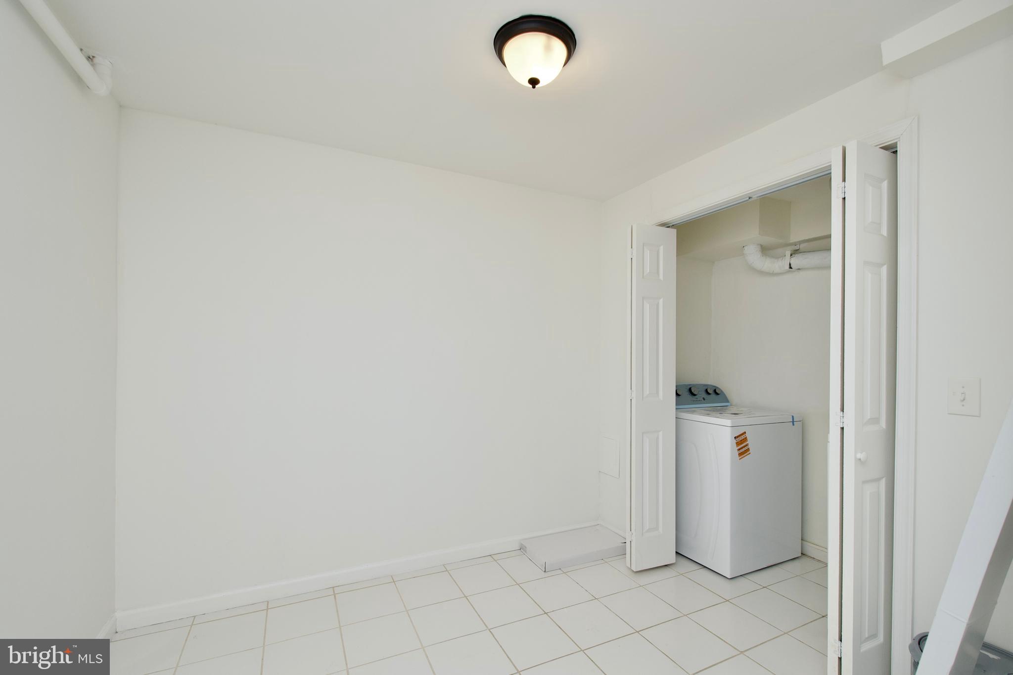 7396 Stream Way Springfield, VA 22152 - Photo 36 of 45 LL Bonus Room view 2