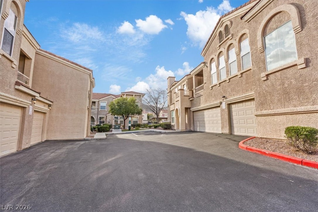 10550 West Alexander Road, Unit 2049 Las Vegas, NV 89129 - Photo 3 of 50