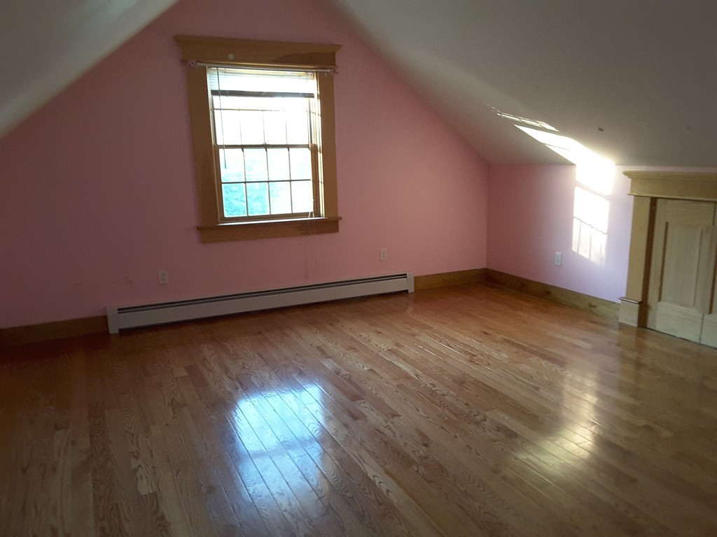 242 Hardwick Road New Braintree, MA 01531 - Photo 14 of 30