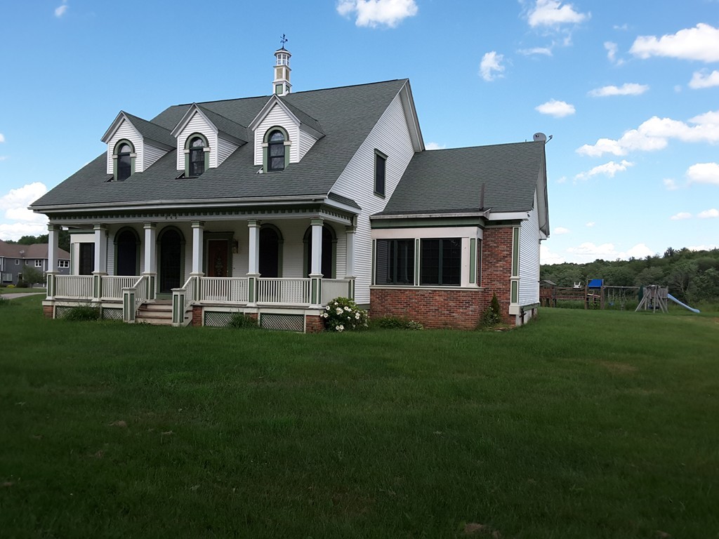 242 Hardwick Road New Braintree, MA 01531 - Photo 2 of 30