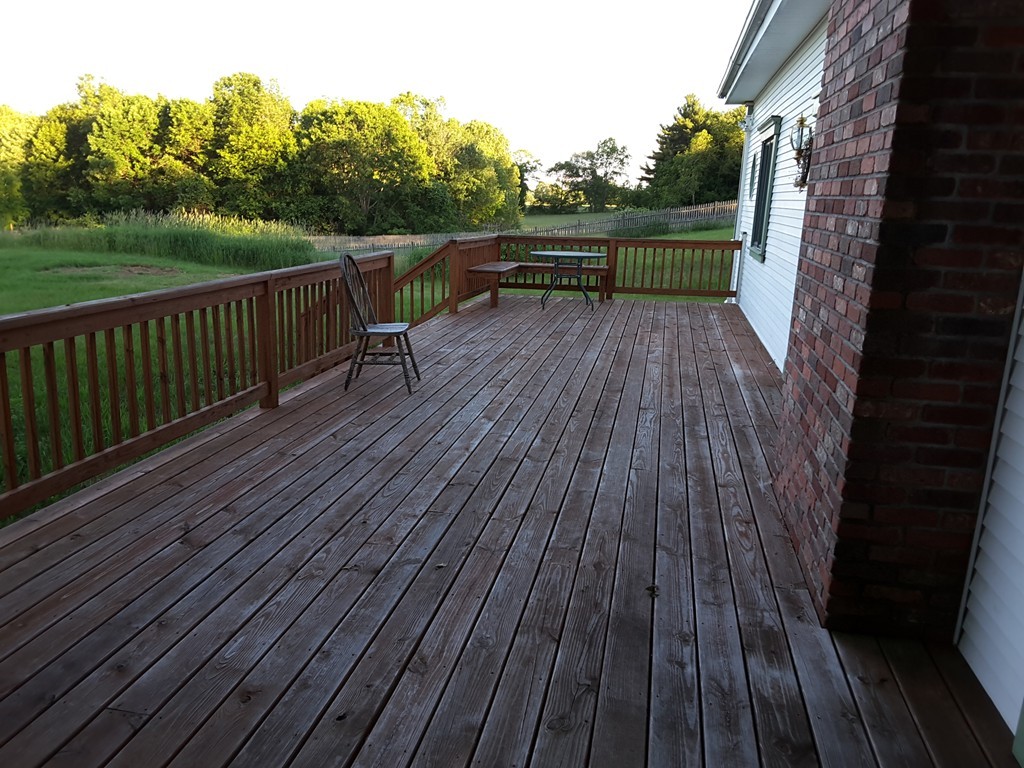 242 Hardwick Road New Braintree, MA 01531 - Photo 5 of 30