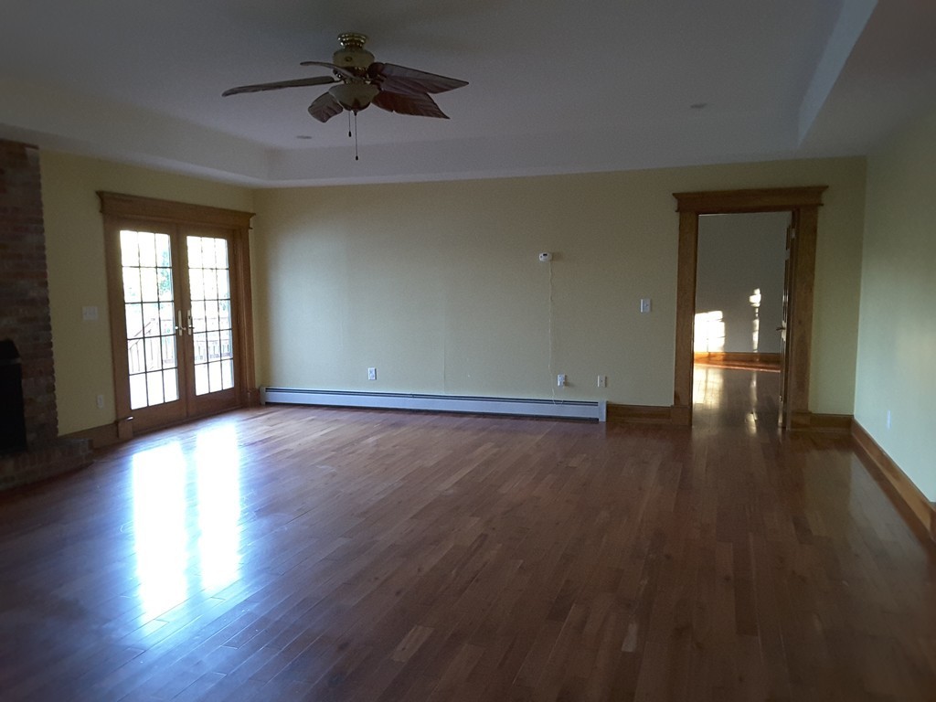 242 Hardwick Road New Braintree, MA 01531 - Photo 10 of 30