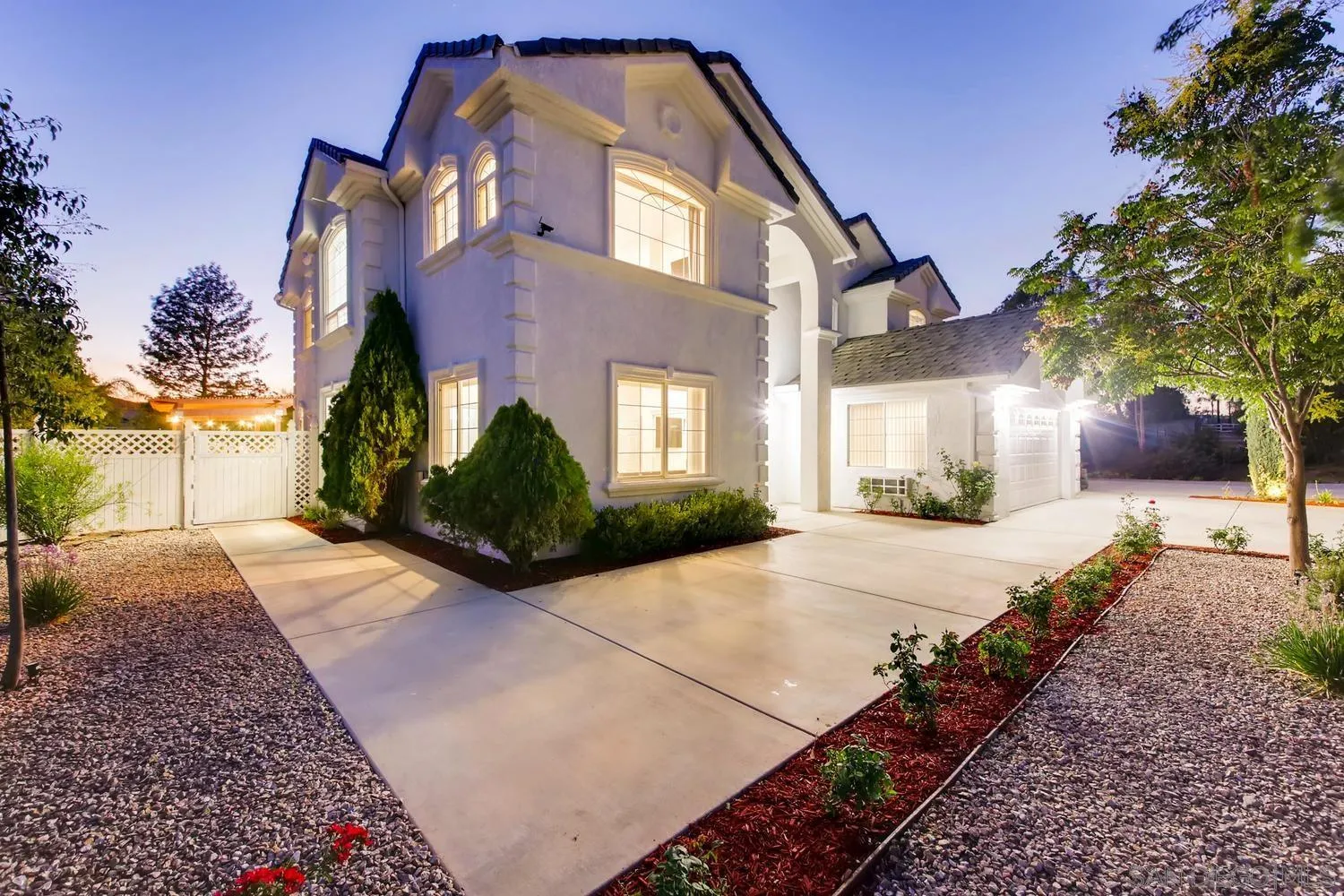39575 Ave Ascencion Temecula, CA 92592 - Photo 6 of 68 a front view of a house