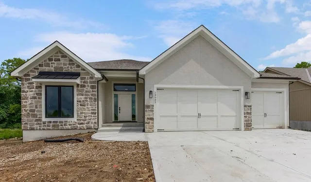 $659,950 | 13985 South Landon Street, Olathe, KS 66061