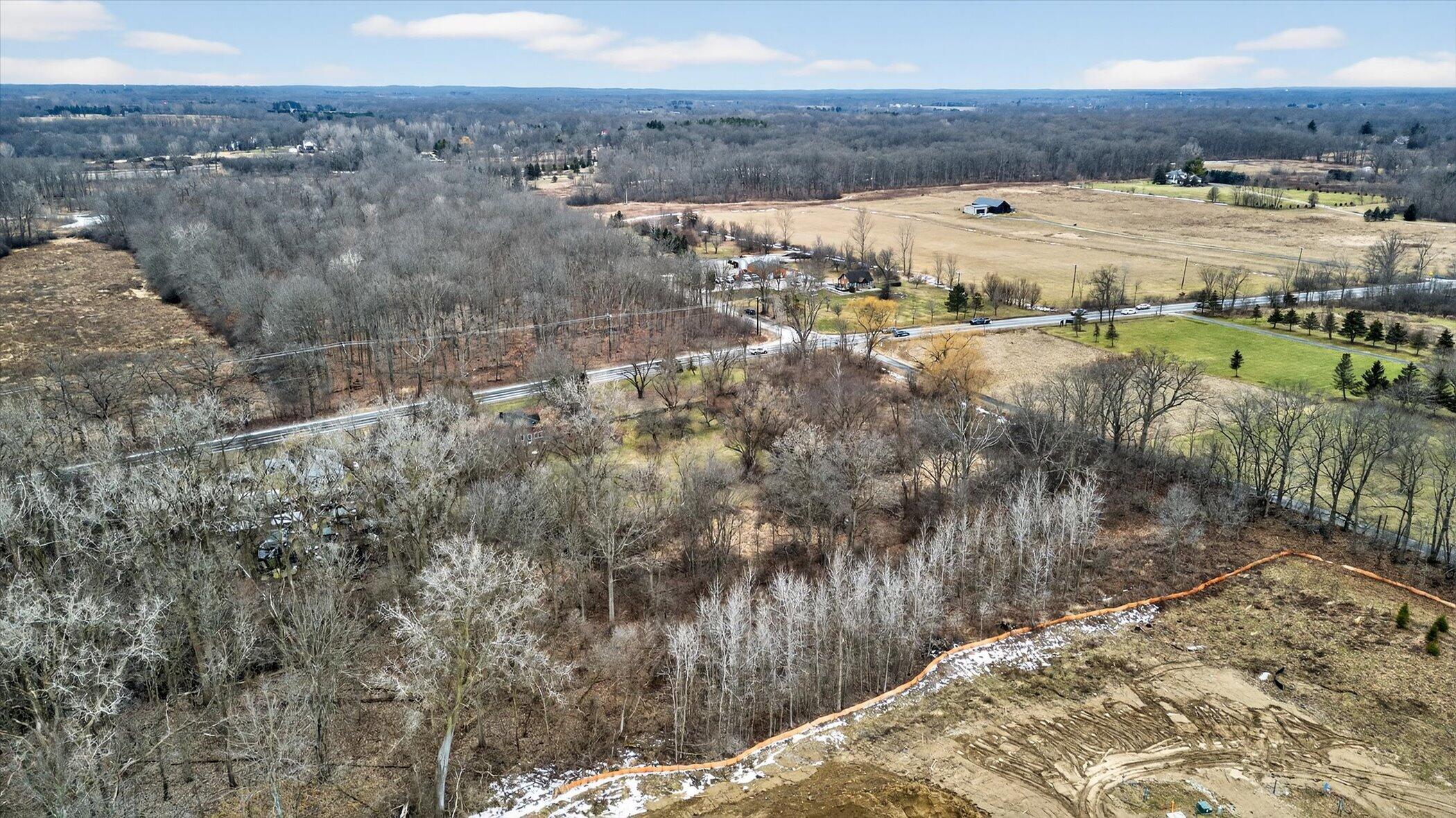 680 North Territorial Road West Ann Arbor, MI 48105 - Photo 13 of 25 17-680 N Territorial Rd W Ann Arbor-Wind